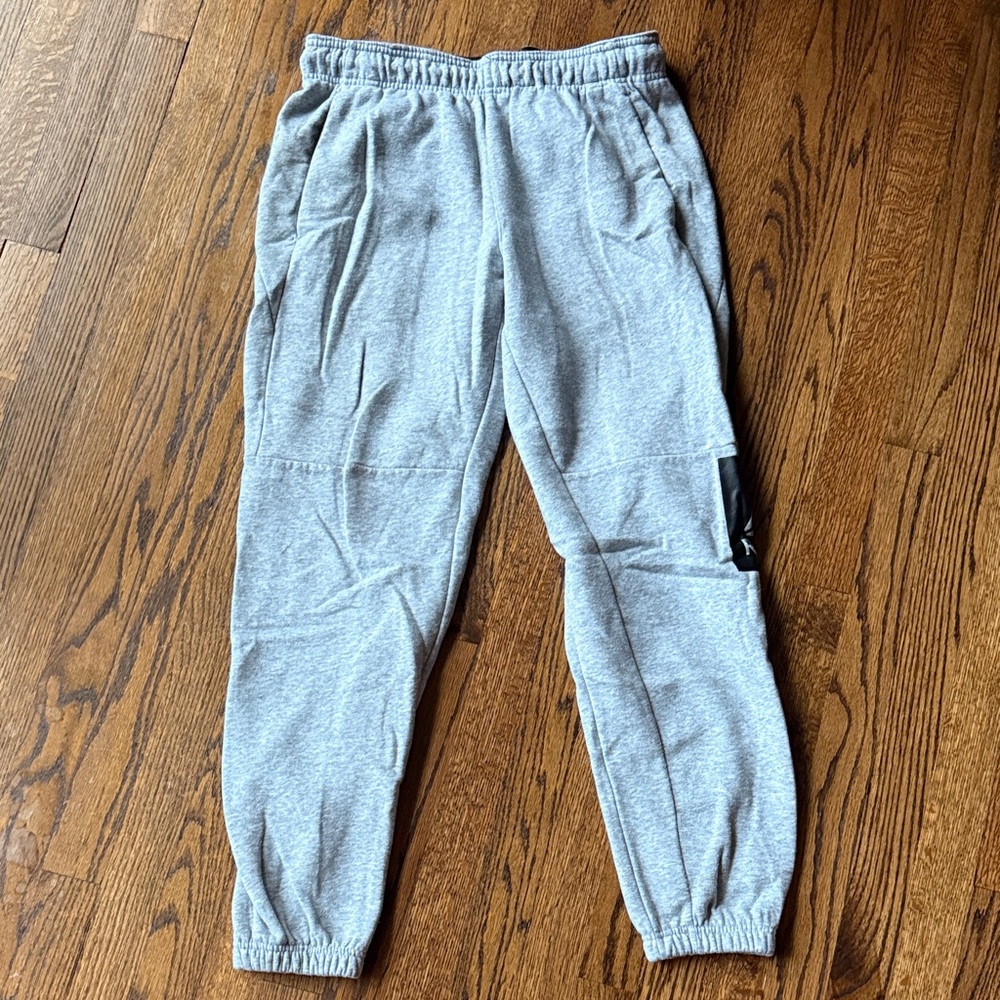 B18 Reebok Men’s Medium Gray Sweatpants Joggers